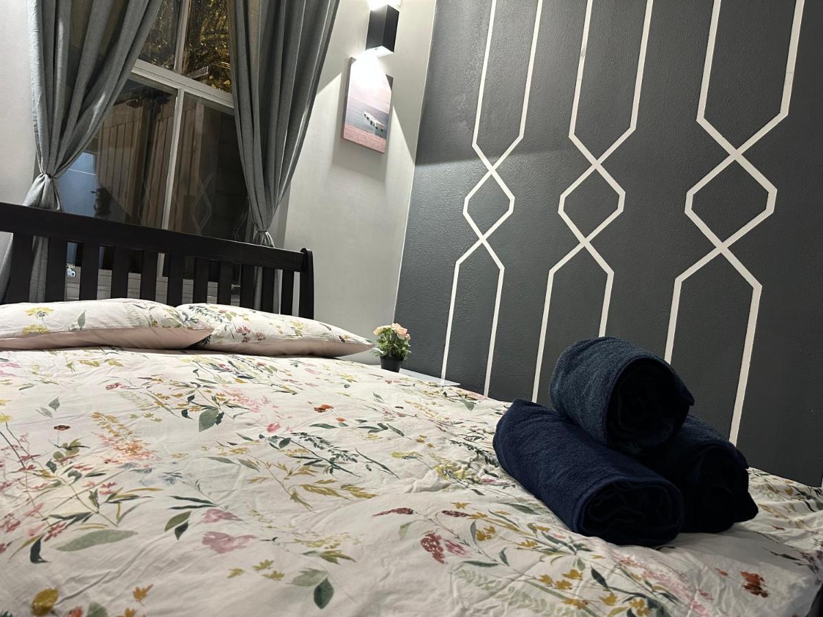 Guest&Rest 5 Apartment Лондон Екстериор снимка
